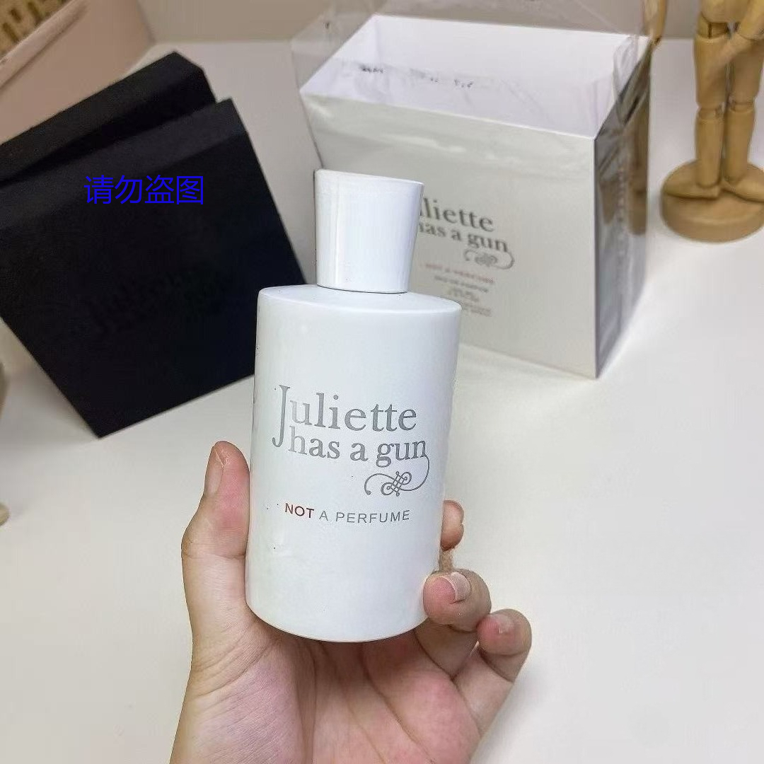 Kadınlar ve Erkekler İçin Lüks - Perfume Floral Fragrance incelemesi ve fiyatı